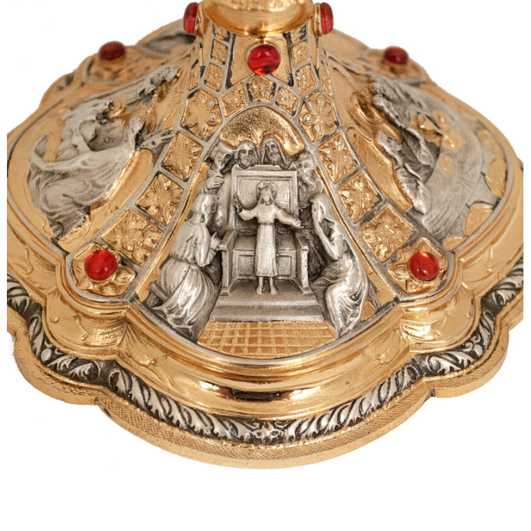 Vergoldeter, reich verzierter Kelch mit Steinen 23,5 cm – KSCM-012